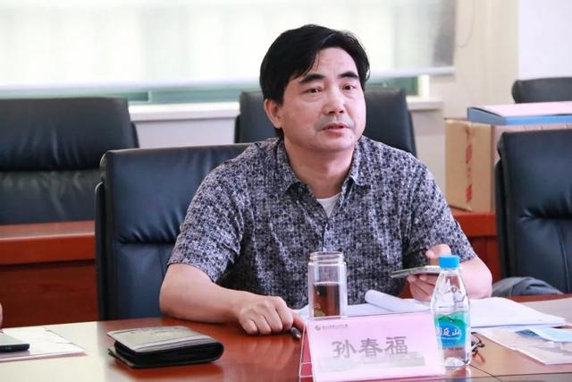 潛心課題研究同心筑夢，提升育人質(zhì)量再譜華章（教研引領謀新篇,凝心聚力求發(fā)展）