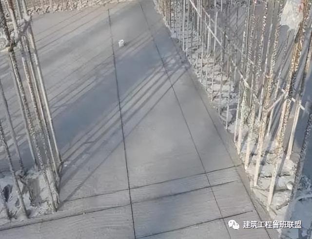 如何穿插提效縮短工期？中建項(xiàng)目示例（施工工藝程序簡(jiǎn)單可快速施工縮短工期提前發(fā)揮工程效益）
