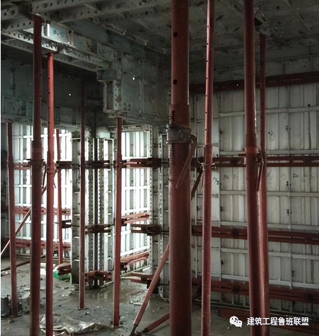 如何穿插提效縮短工期？中建項(xiàng)目示例（施工工藝程序簡(jiǎn)單可快速施工縮短工期提前發(fā)揮工程效益）