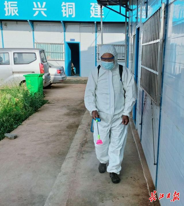 分餐制，錯(cuò)時(shí)施工……碧桂園湖北104個(gè)項(xiàng)目實(shí)行閉環(huán)管理