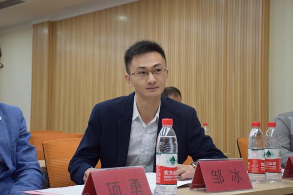 8支戰(zhàn)隊從這場5000人、750支隊伍的競賽中脫穎而出，總決賽倒計時?。╪支隊伍淘汰賽決出1234名）"