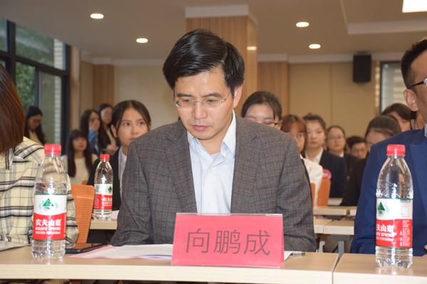 8支戰(zhàn)隊從這場5000人、750支隊伍的競賽中脫穎而出，總決賽倒計時?。╪支隊伍淘汰賽決出1234名）"