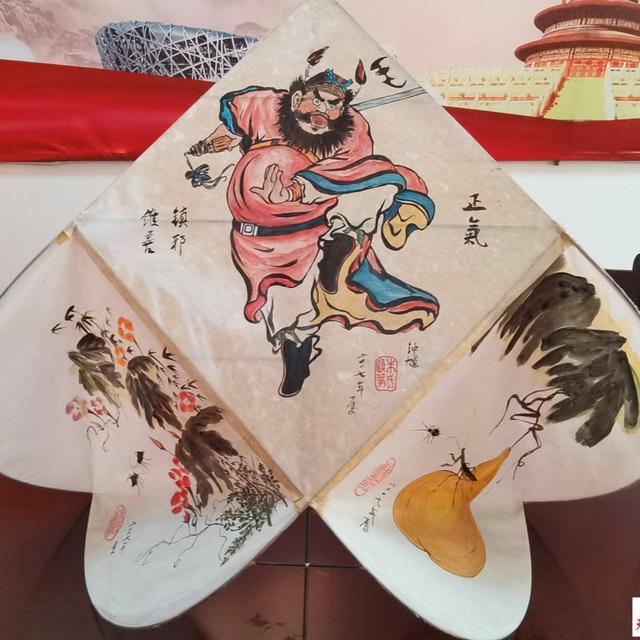 風(fēng)箏制作與放飛——長壽路社區(qū)“非遺進(jìn)社區(qū)，文化共傳承”傳統(tǒng)技藝學(xué)堂活動